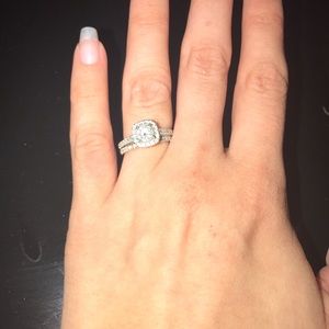 Engagement/wedding set